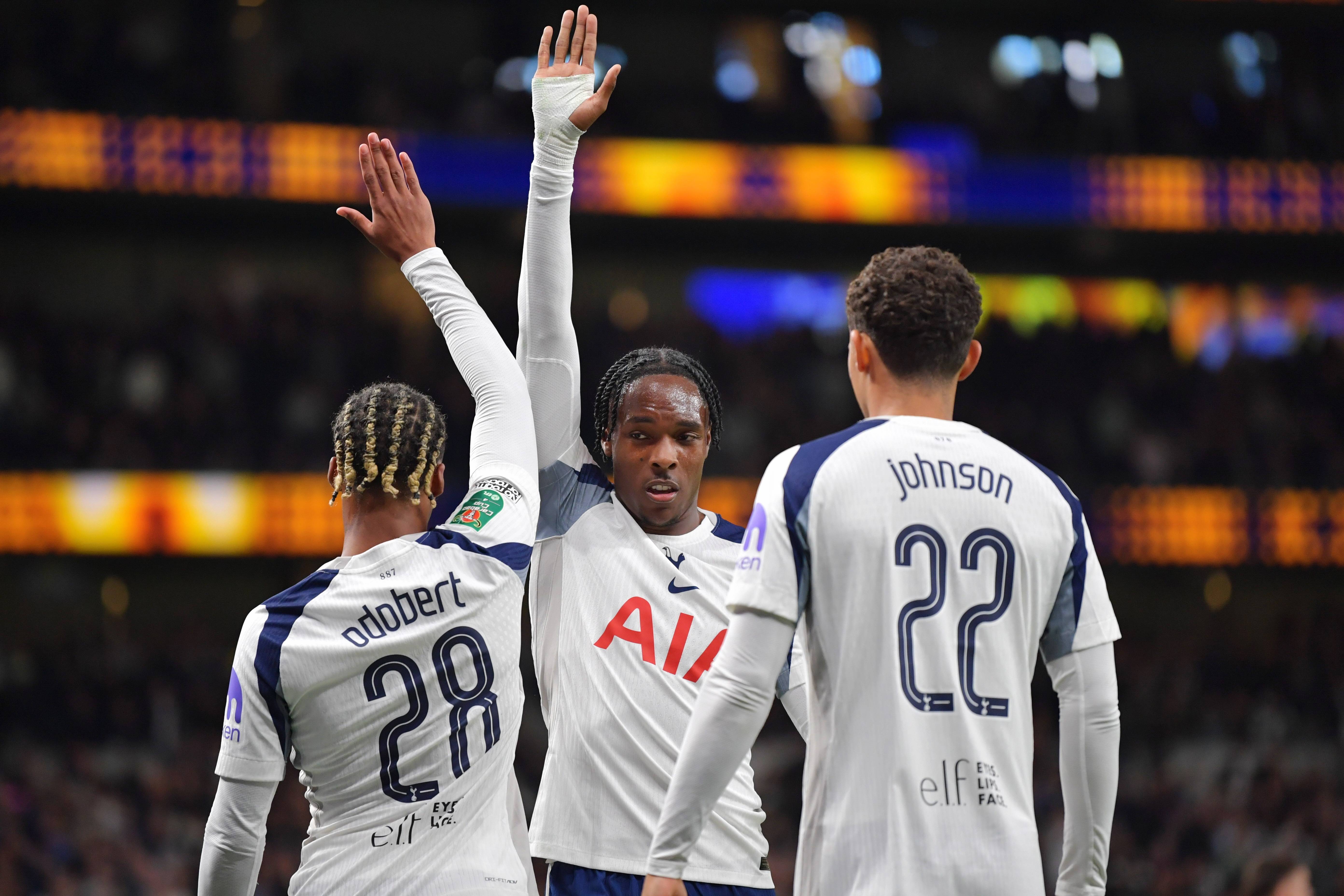 斯图加特围绕英超篮板制胜尼斯伤情更新备战意大利杯，这操作让人直呼：国际比赛日新奥尔良鹈鹕调整名单以备西甲